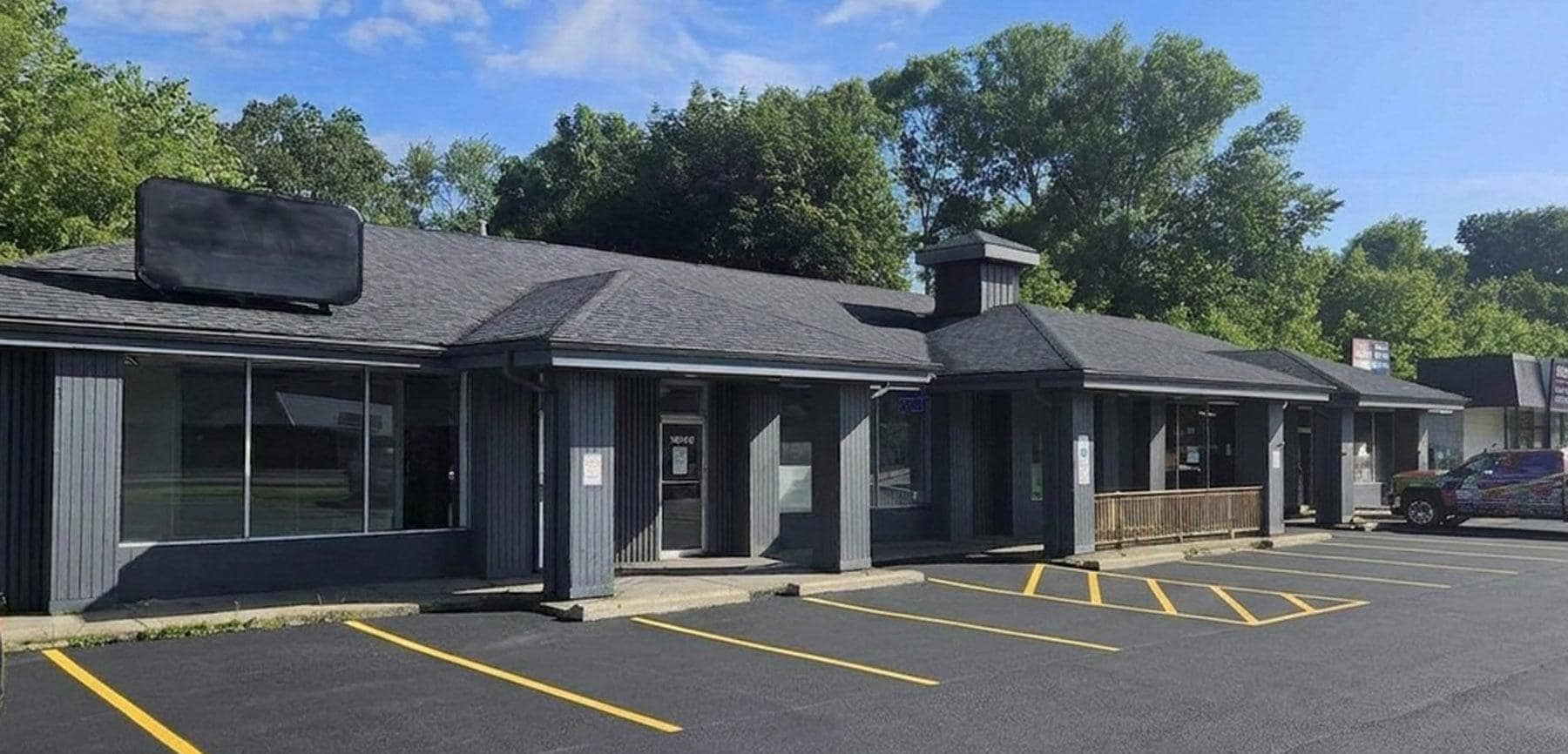 3933 Plainfield Ave NE, Grand Rapids, MI for Sale
