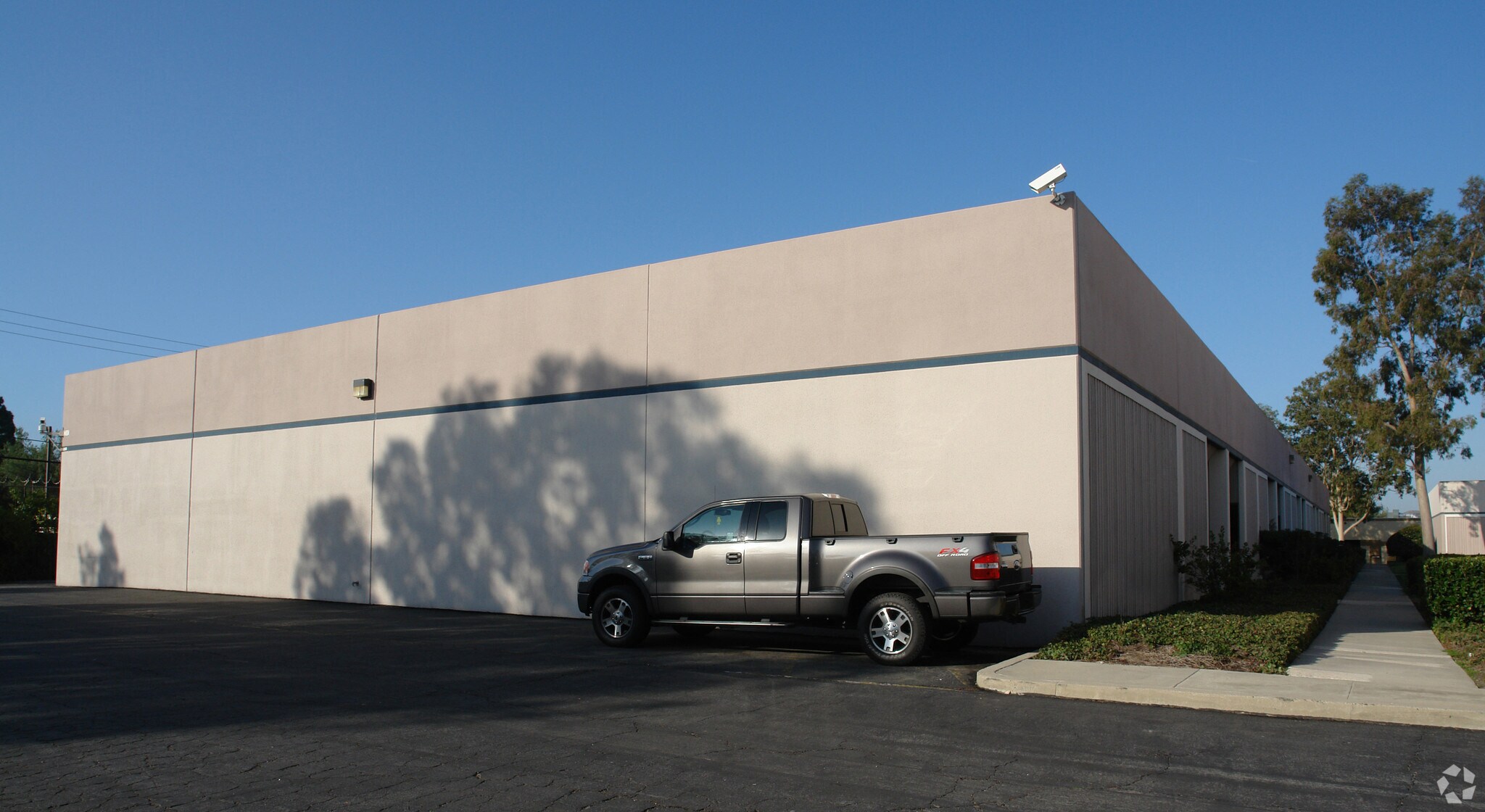 2696 Lavery Ct Newbury Park, CA 91320 Industrial Property for Lease