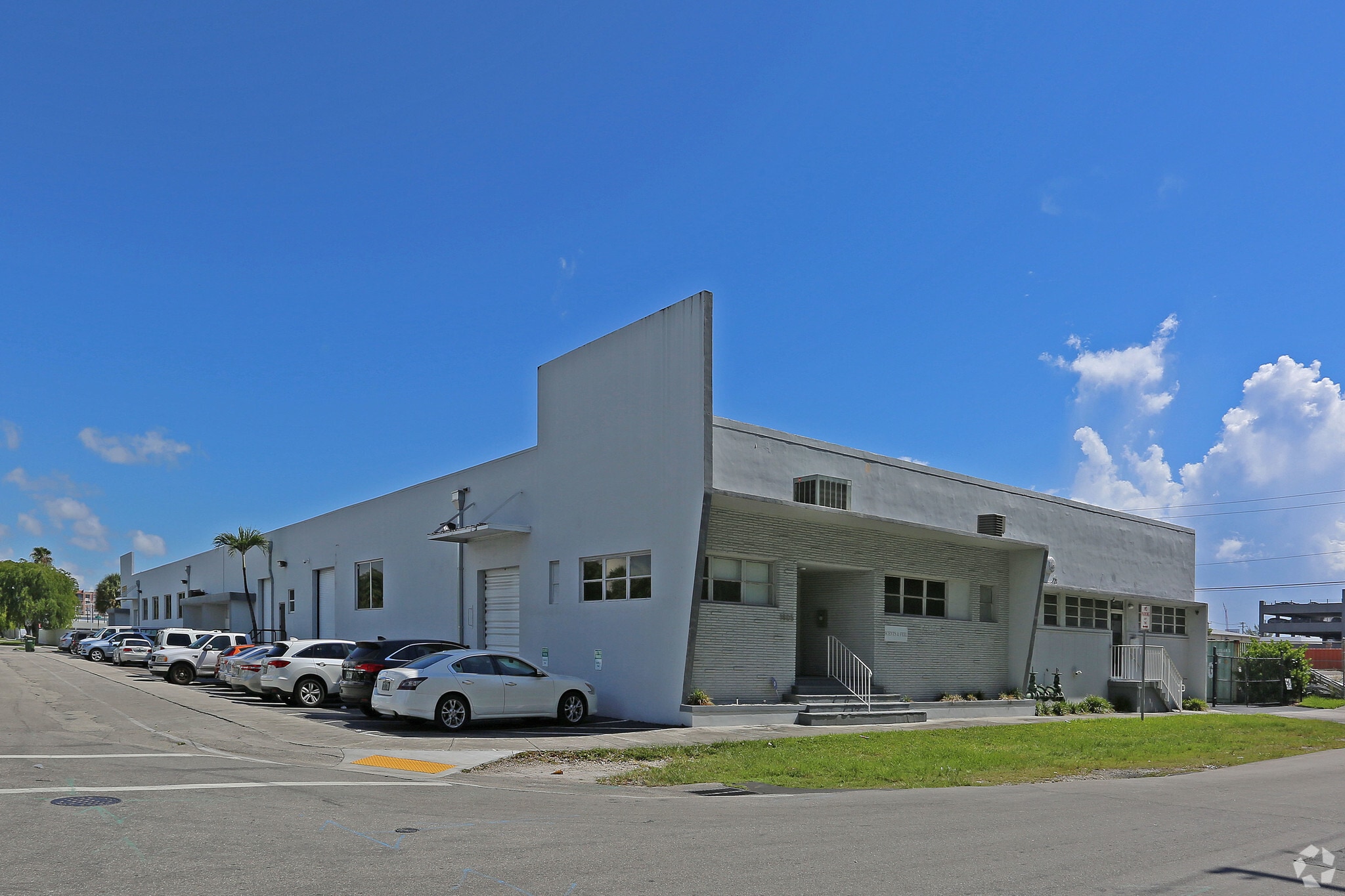14201-14211 NE 18th Ave, Miami, FL for Rent