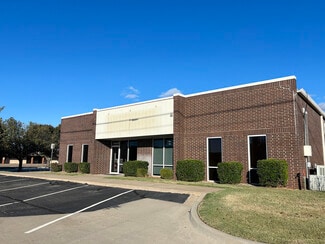 Edmond, OK Flex - 2800 S Kelly Ave