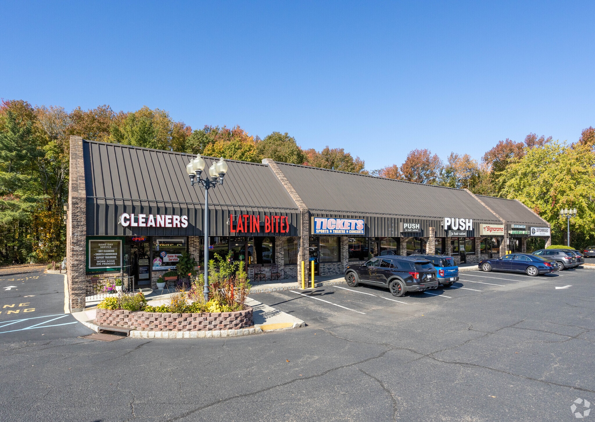 349 Us Highway 9, Englishtown, NJ for Rent