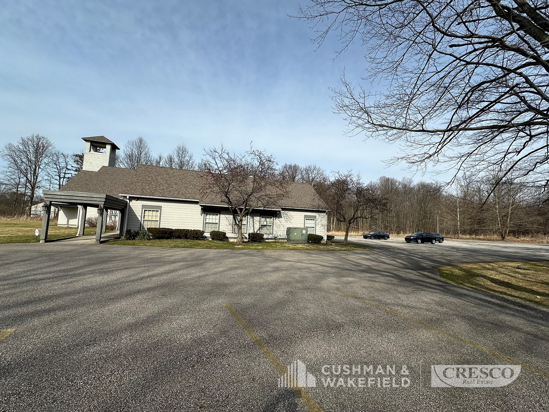 4799 Lander Rd, Chagrin Falls, OH for Sale