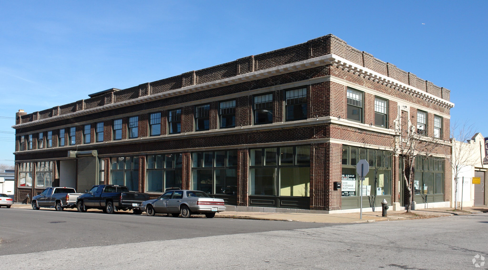2745 Locust Blvd, Saint Louis, MO for Rent