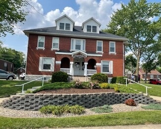 Highland, IL Retail - 621 Broadway