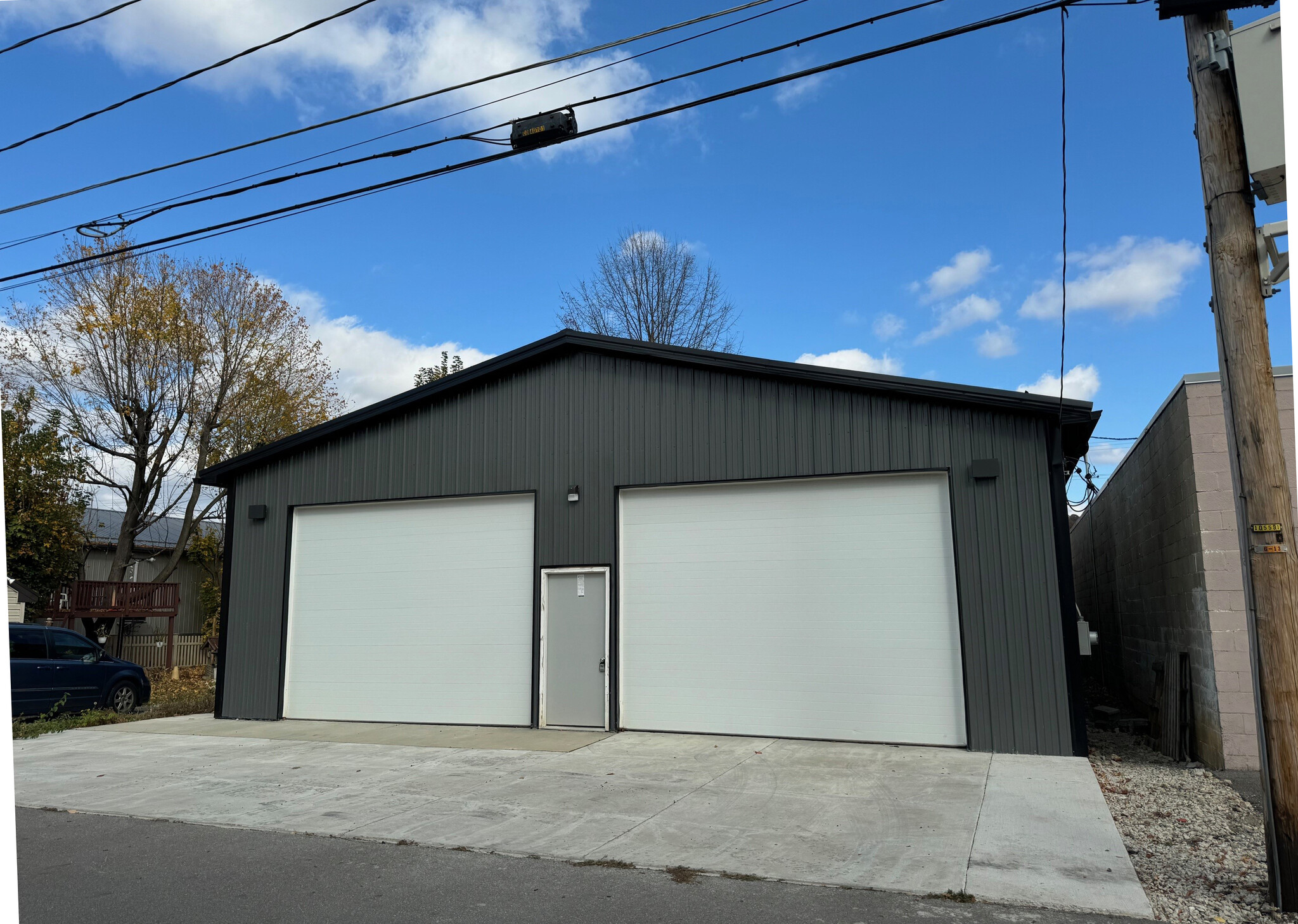 1228 4th Ave, Coraopolis, PA for Rent