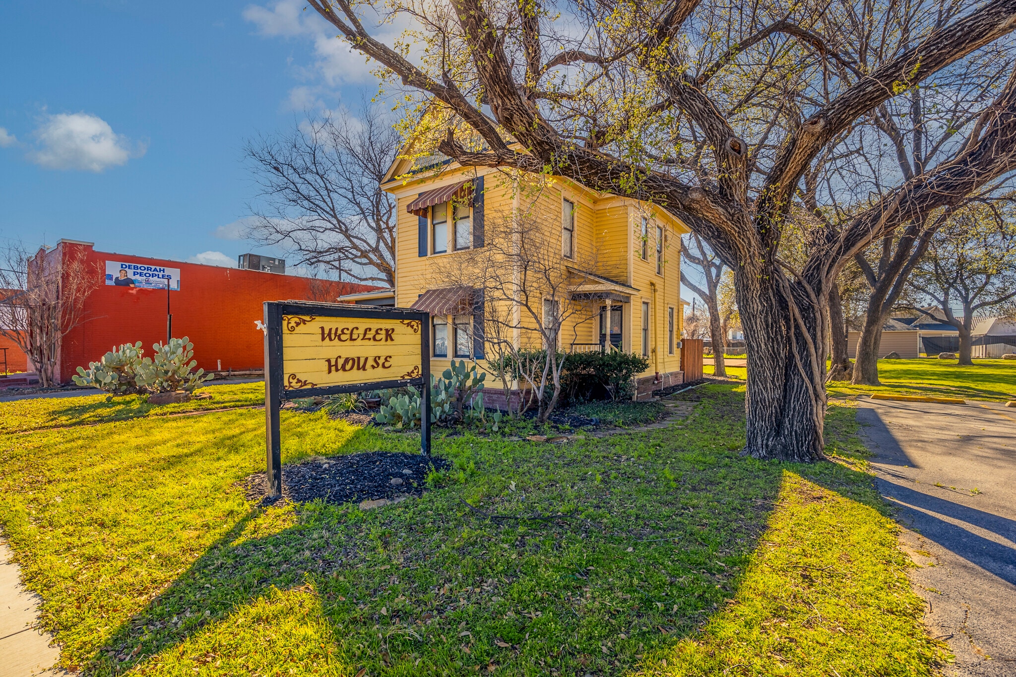 3126 Handley Dr, Fort Worth, TX for Sale