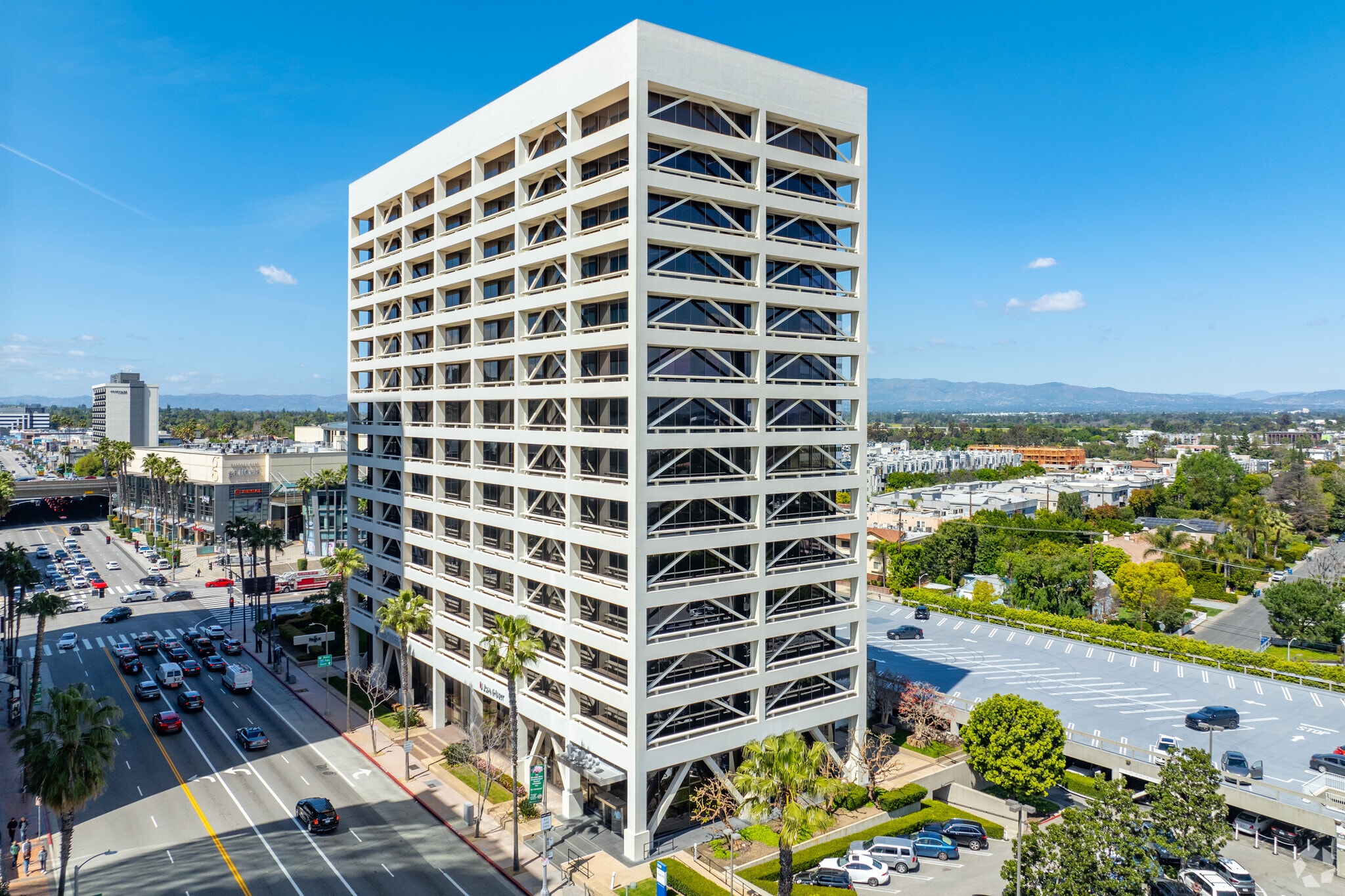 15233 Ventura Blvd, Sherman Oaks, CA for Rent