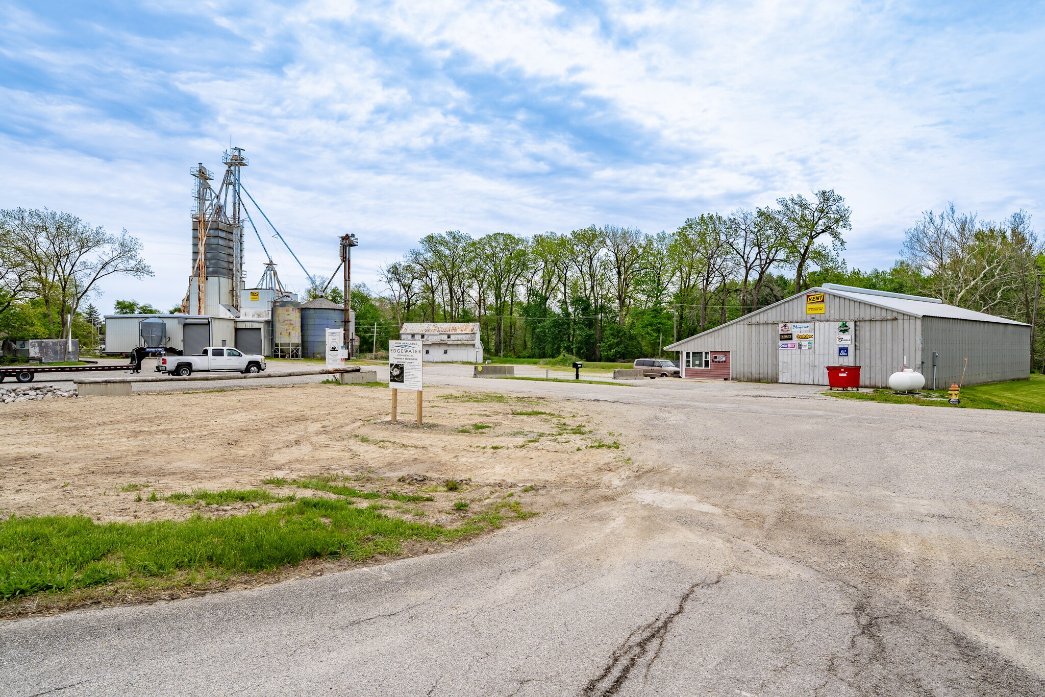 10199 S Wayne Rd, Warren, IN for Sale