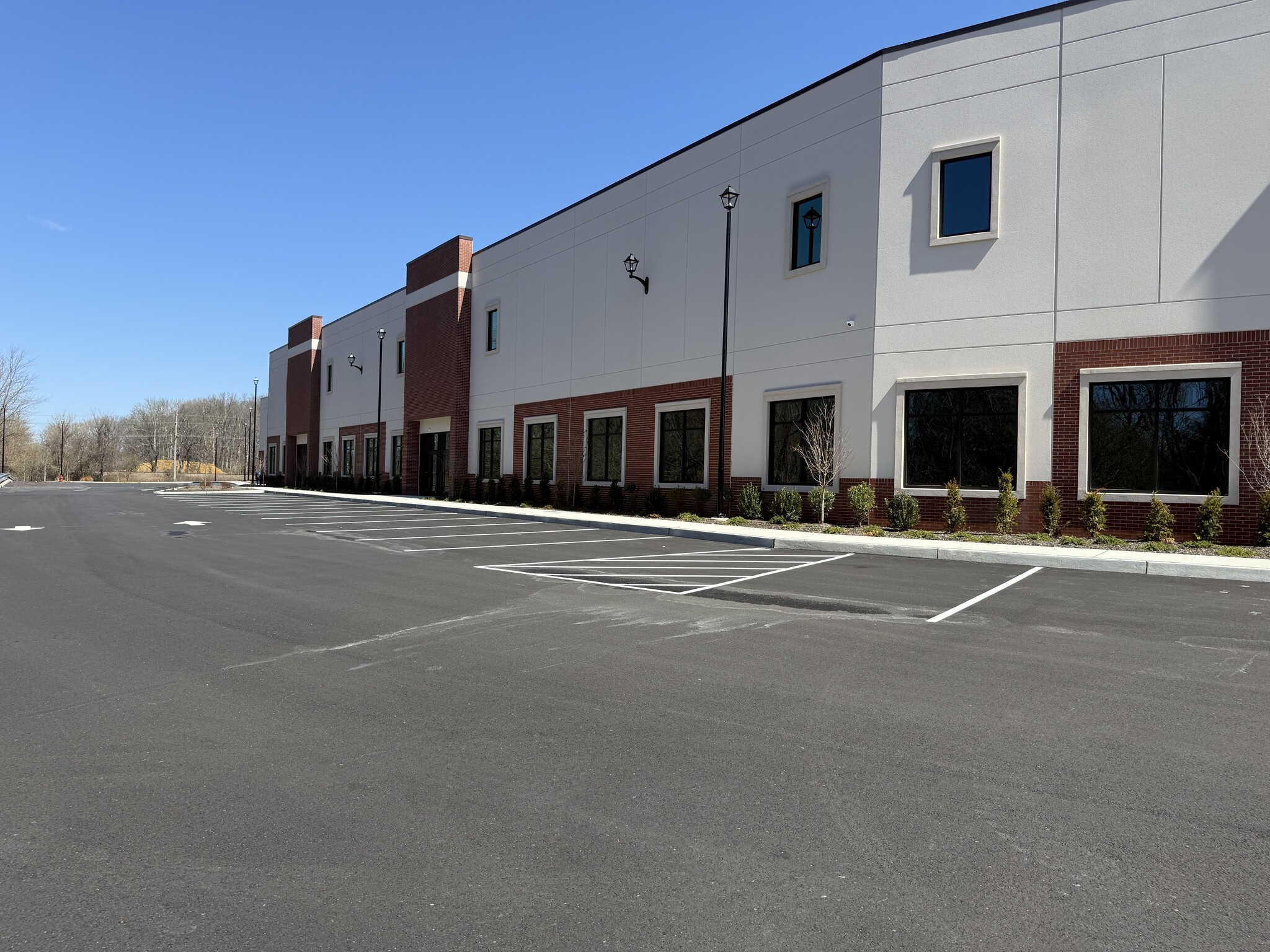 245 Willow Brook Rd, Freehold, NJ for Rent