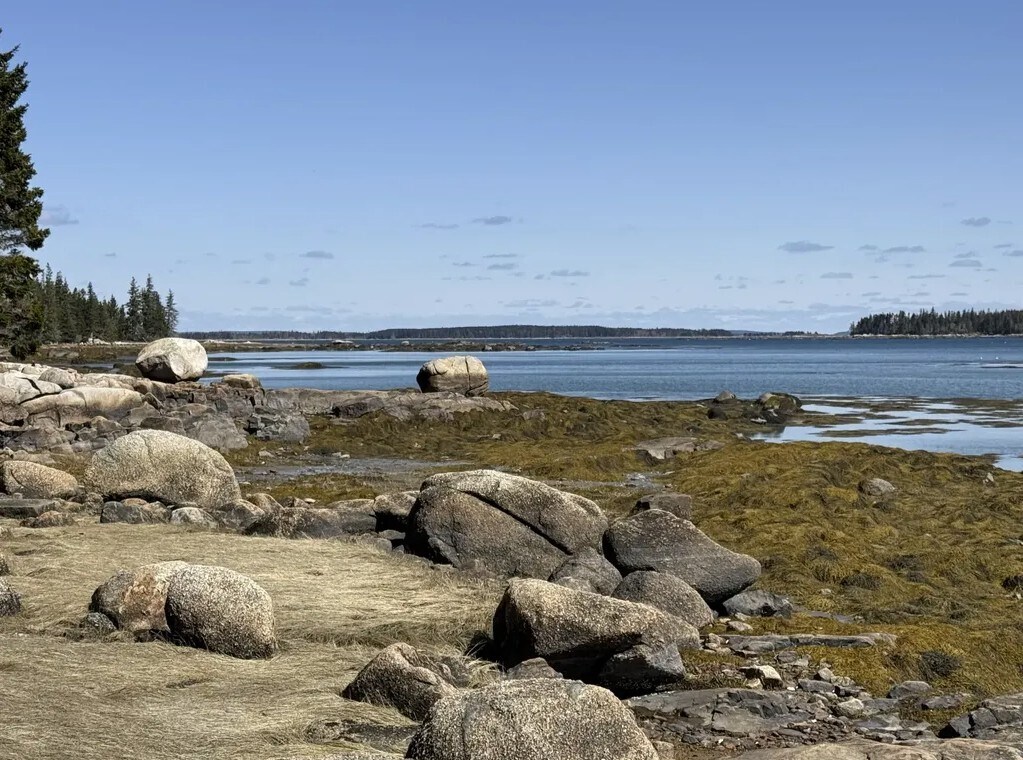 18 Jericho Bay Rd, Swans Island, ME for Sale