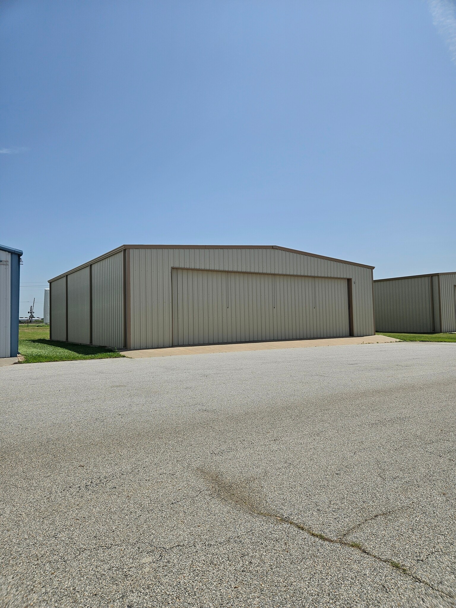 1066 66th St, Enid, OK for Sale