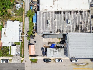 Hollywood, FL Showroom - 1800 N Dixie Hwy