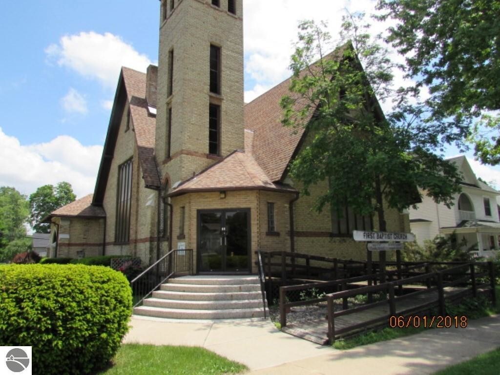 534 N State St, Alma, MI for Sale
