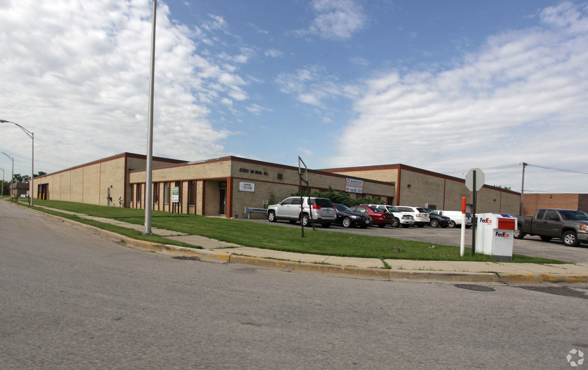 2100 Parkes Dr, Broadview, IL for Sale