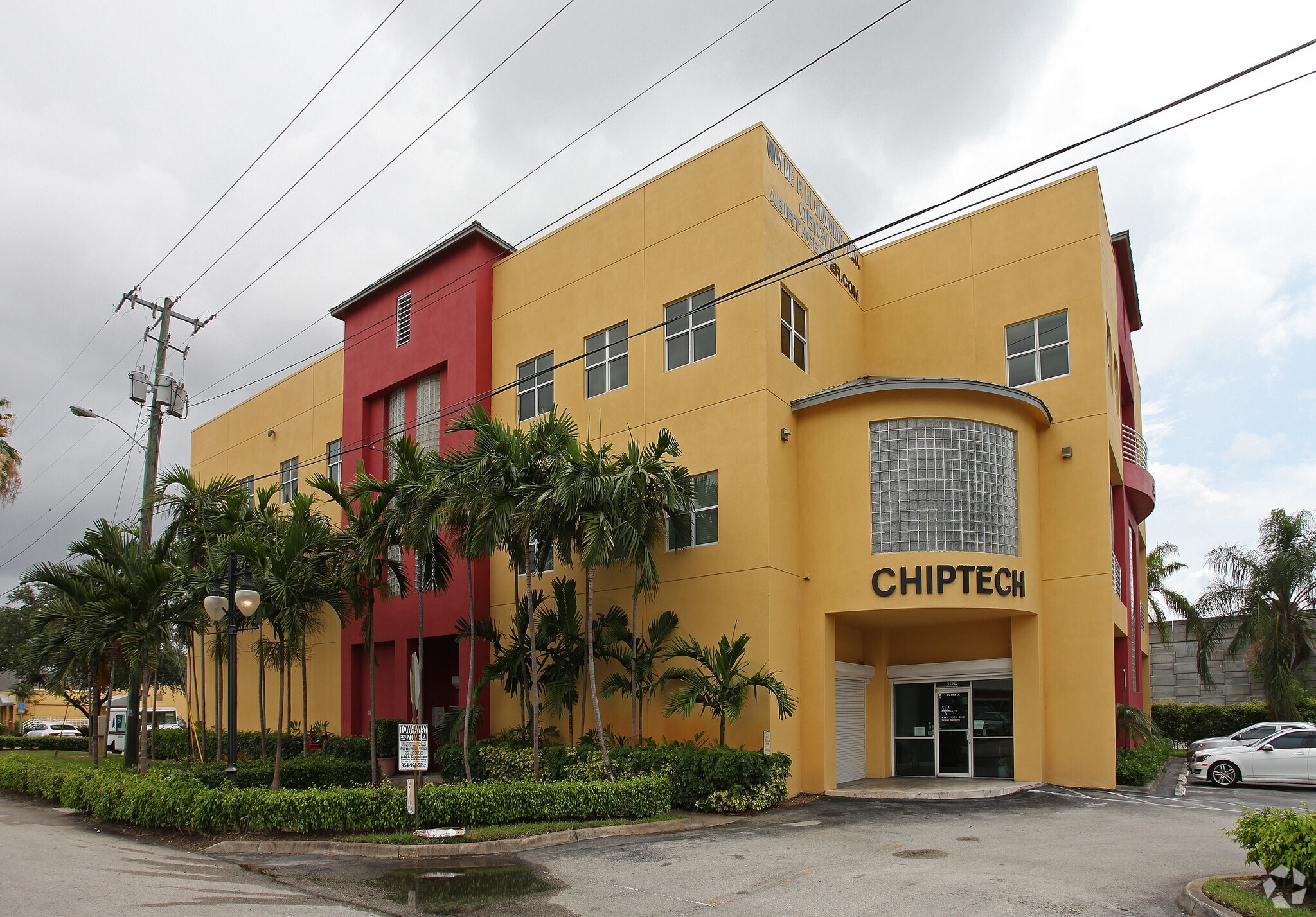3001 W Hallandale Beach Blvd, Hallandale Beach, FL for Rent