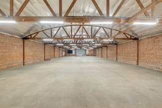 Los Angeles, CA Warehouse - 236 W 18th St