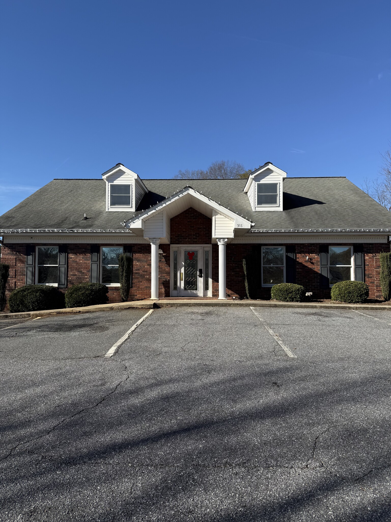 518 4th St SW, Hickory, NC for Rent
