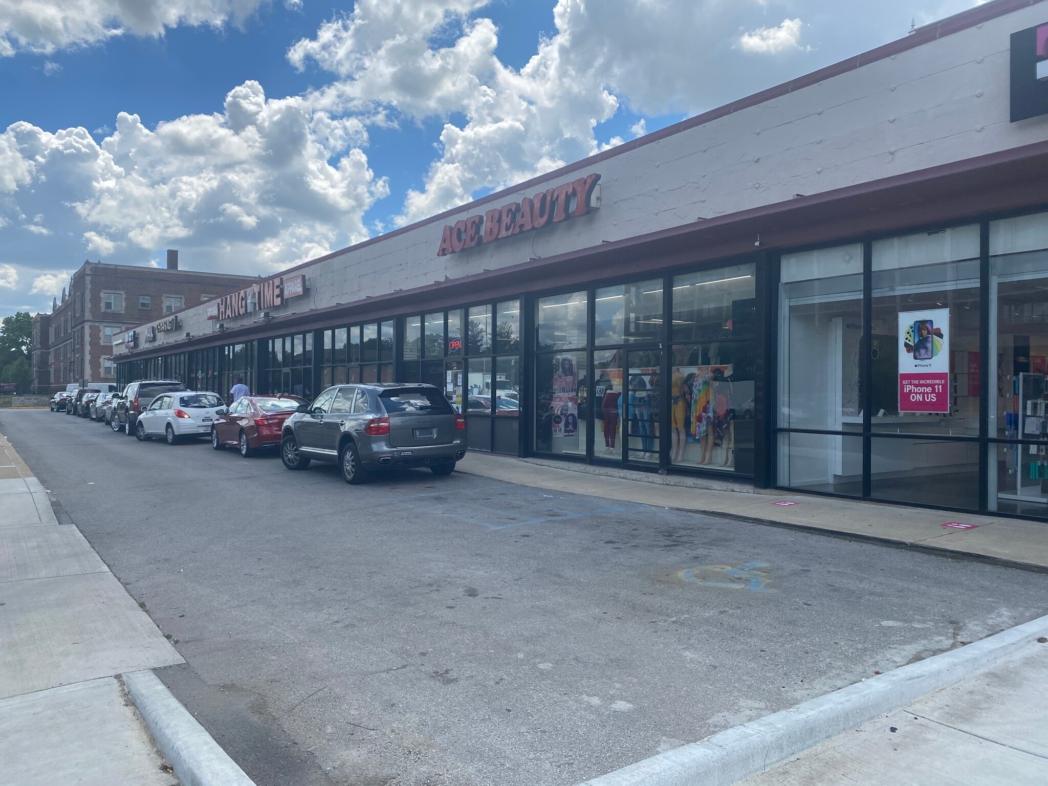 3-25 E 38th St, Indianapolis, IN for Rent