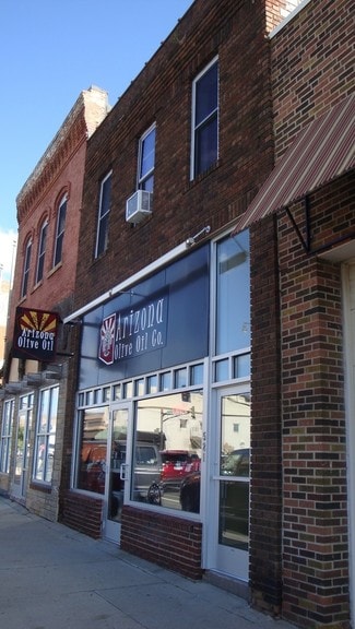 Mankato, MN Storefront Retail/Office - 521-523 N Riverfront Dr Mankato, MN Storefront Retail/Office - 521-523 N Riverfront Dr