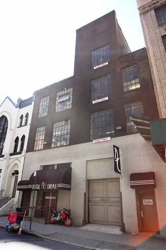 New York, NY Showroom - 426 W 55th St