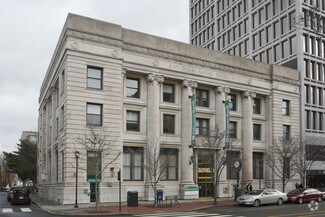 689 MASSACHUSETTS AVE  