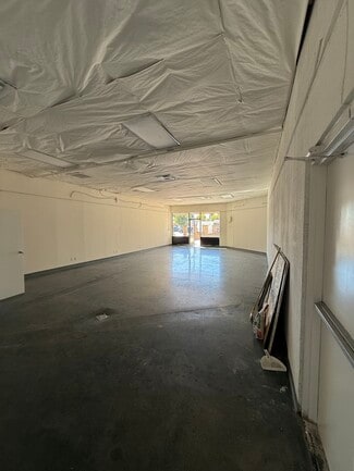 City Of Industry, CA Office/Retail - 15401-15475 Valley Blvd