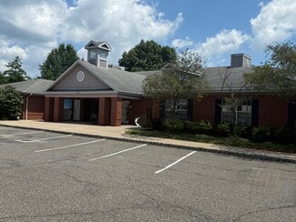 Flemington, NJ Freestanding - 4 Royal Rd
