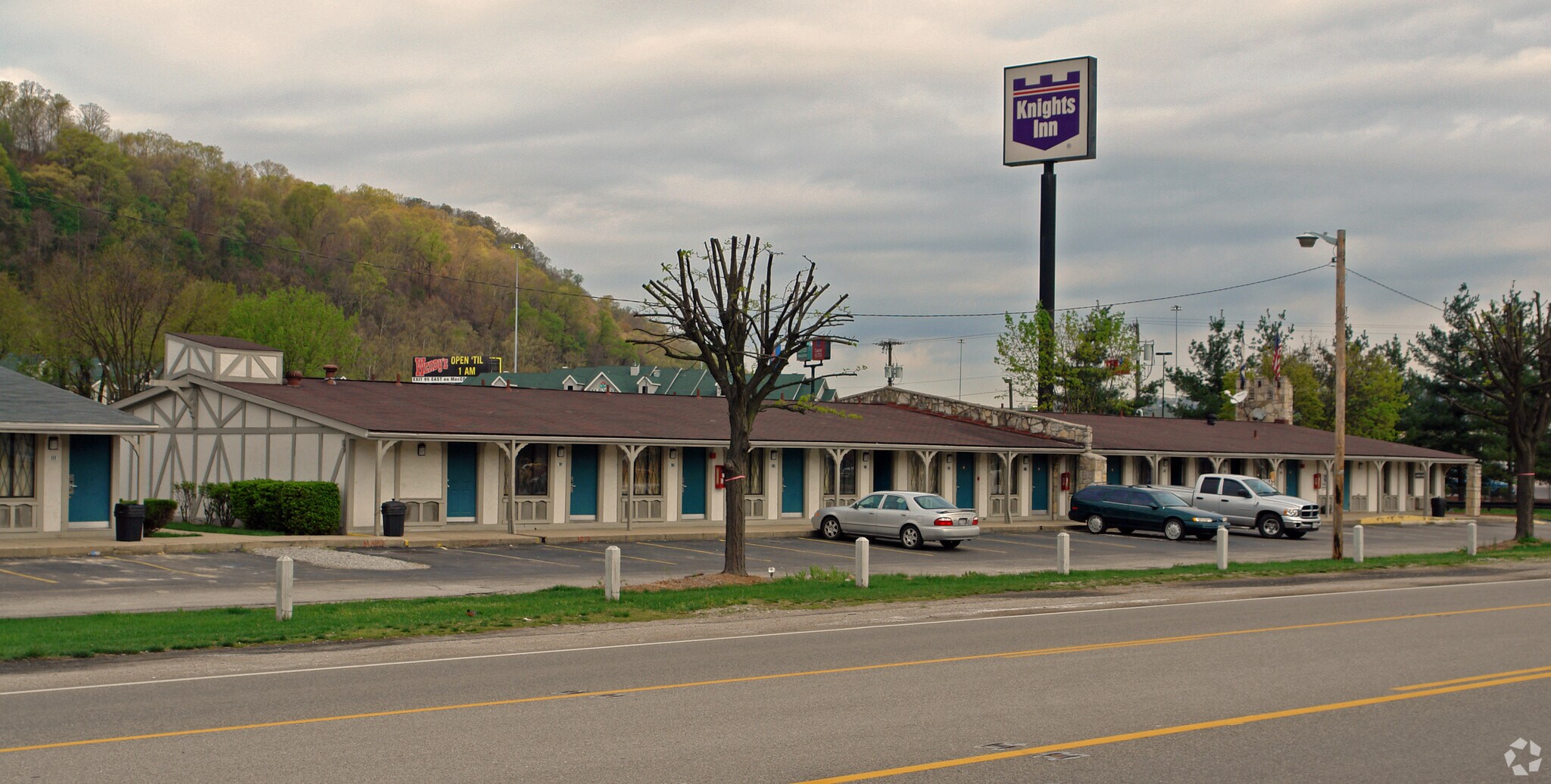6401 Maccorkle Ave SE, Charleston, WV for Sale