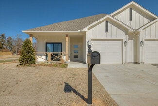 Perkins, OK Apartments - 1010 Lovers Lane ln