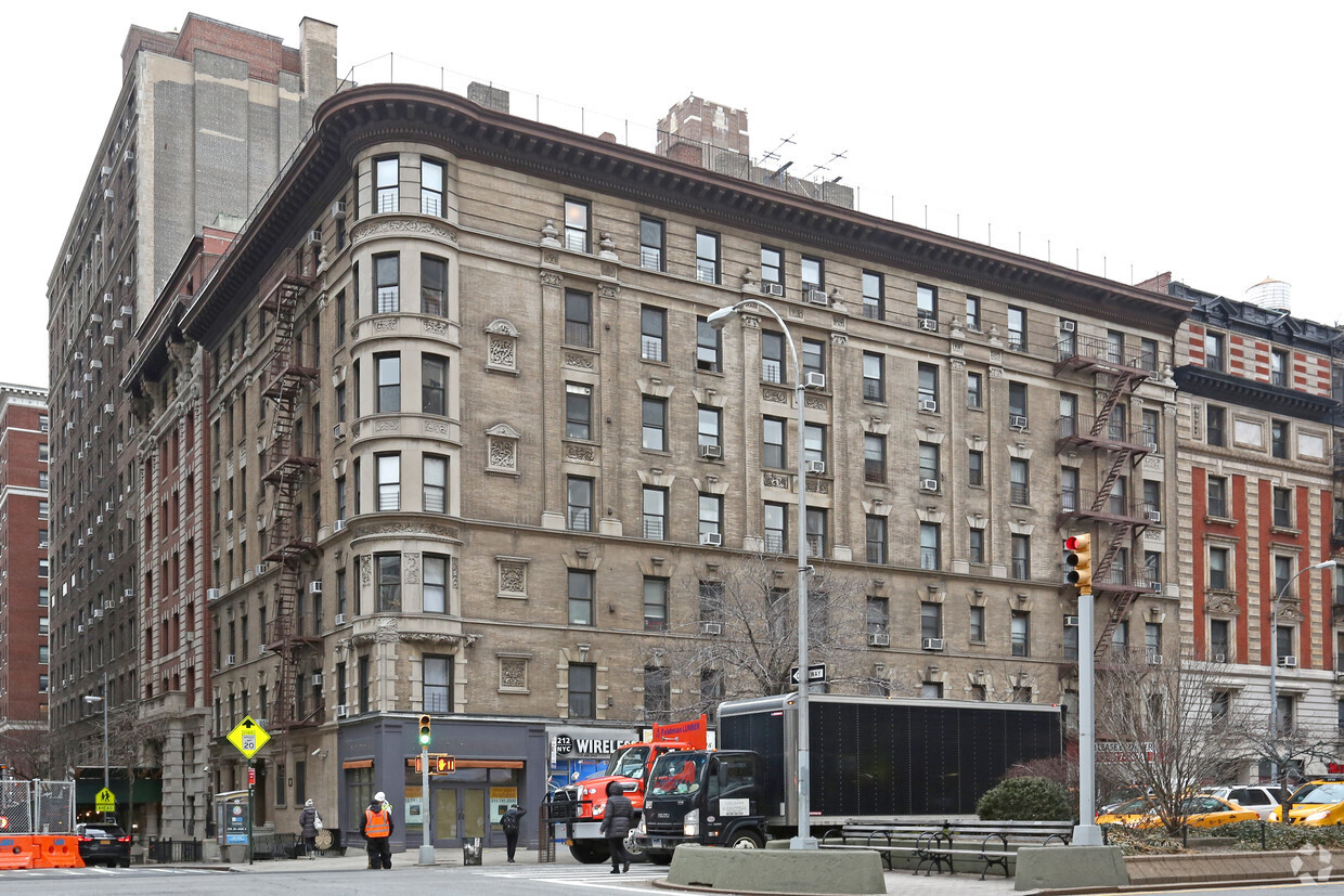 251 W 81st St, New York, NY for Rent