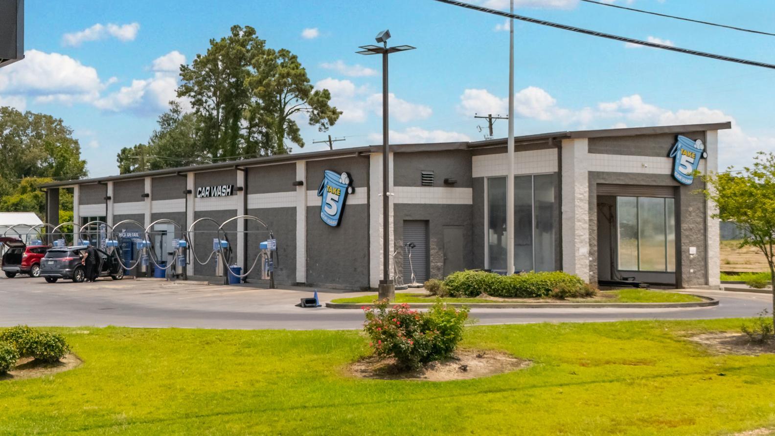 2900 Macarthur Dr, Orange, TX for Sale