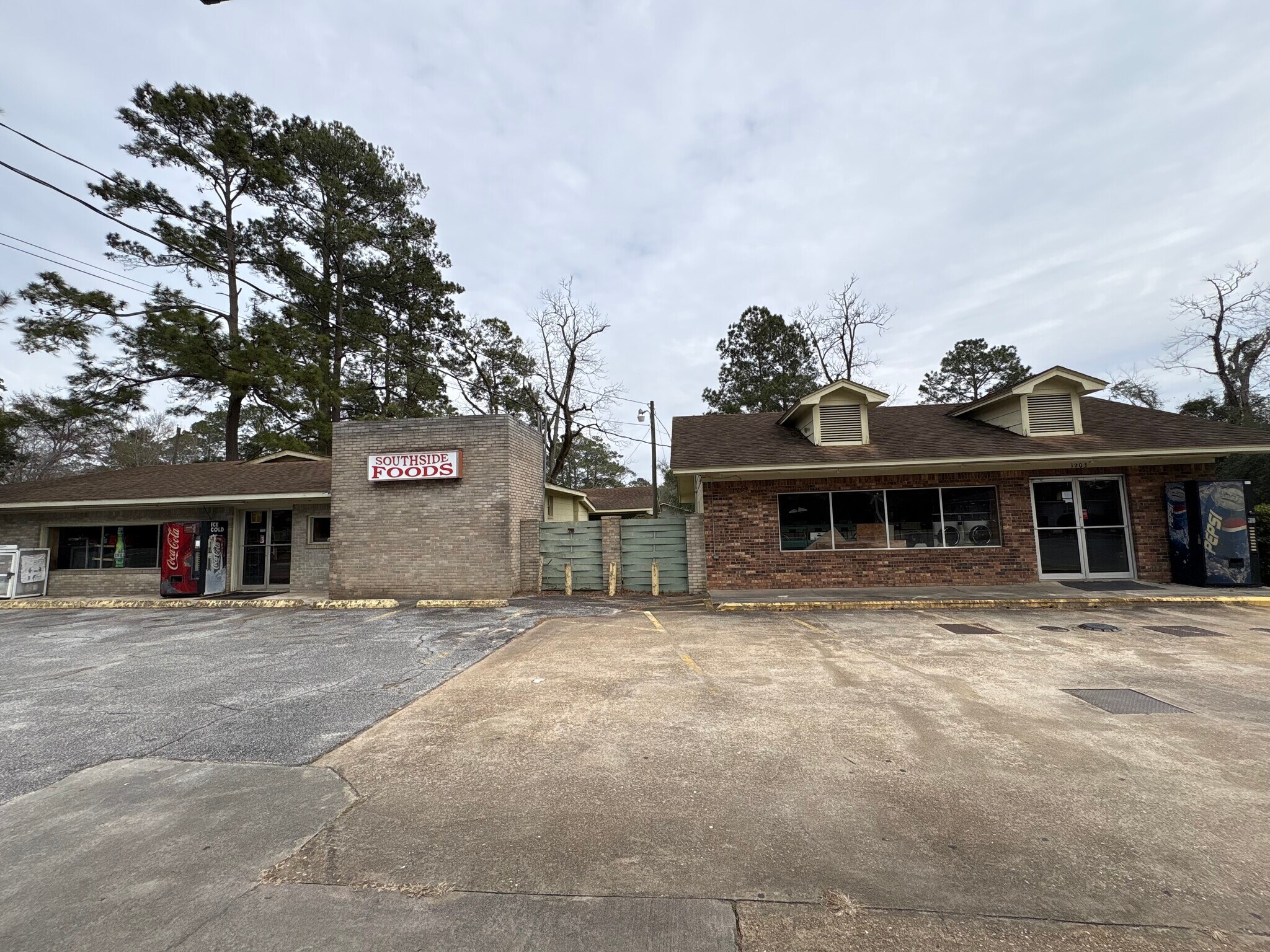 1201 Magnolia St, Thomasville, GA for Sale