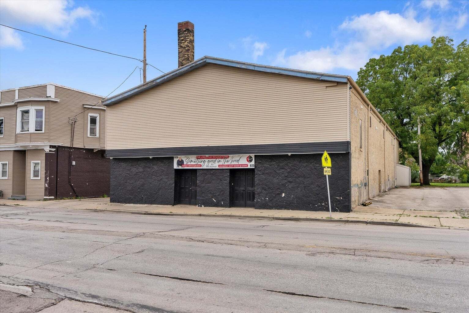 925 W Burleigh St, Milwaukee, WI for Sale