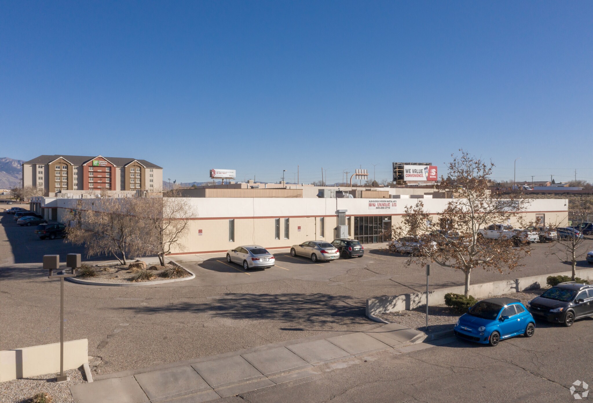 2400-2452 Menaul Blvd, Albuquerque, NM for Rent