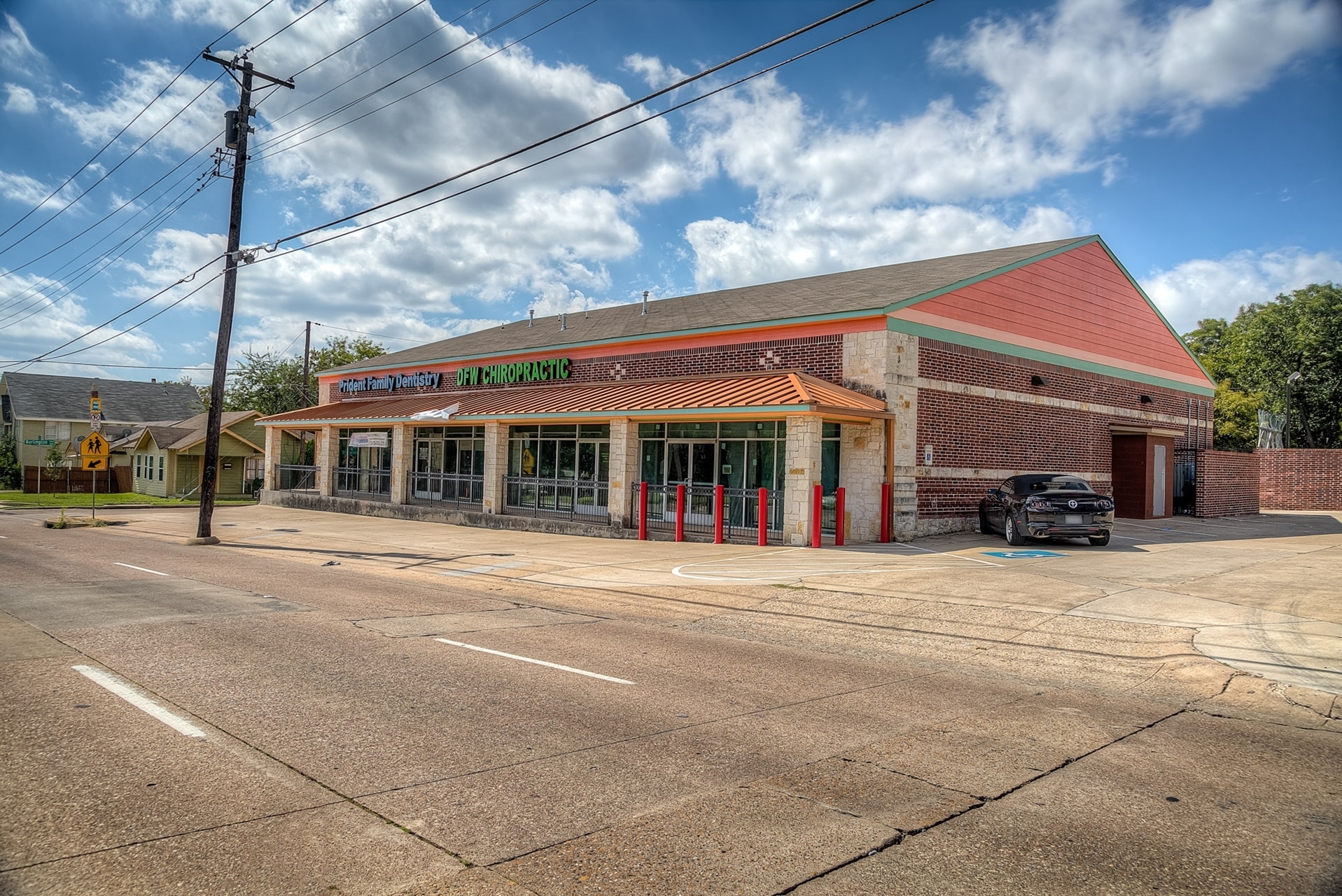 909 S Tyler St, Dallas, TX for Sale