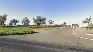 Merced, CA Restaurant - 2050 - 2060 W 16th St