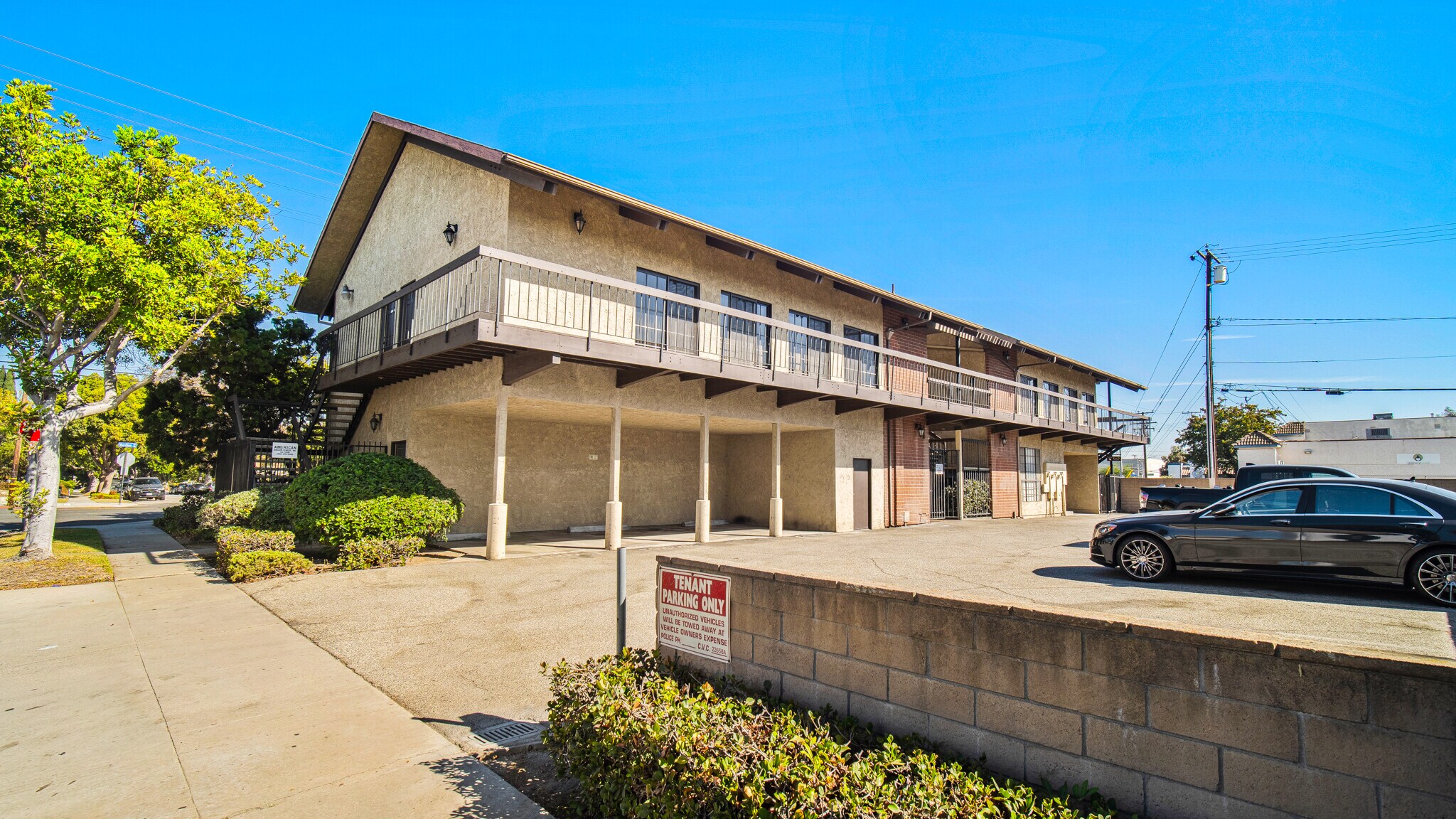 800 E Wardlow Rd, Long Beach, CA for Sale