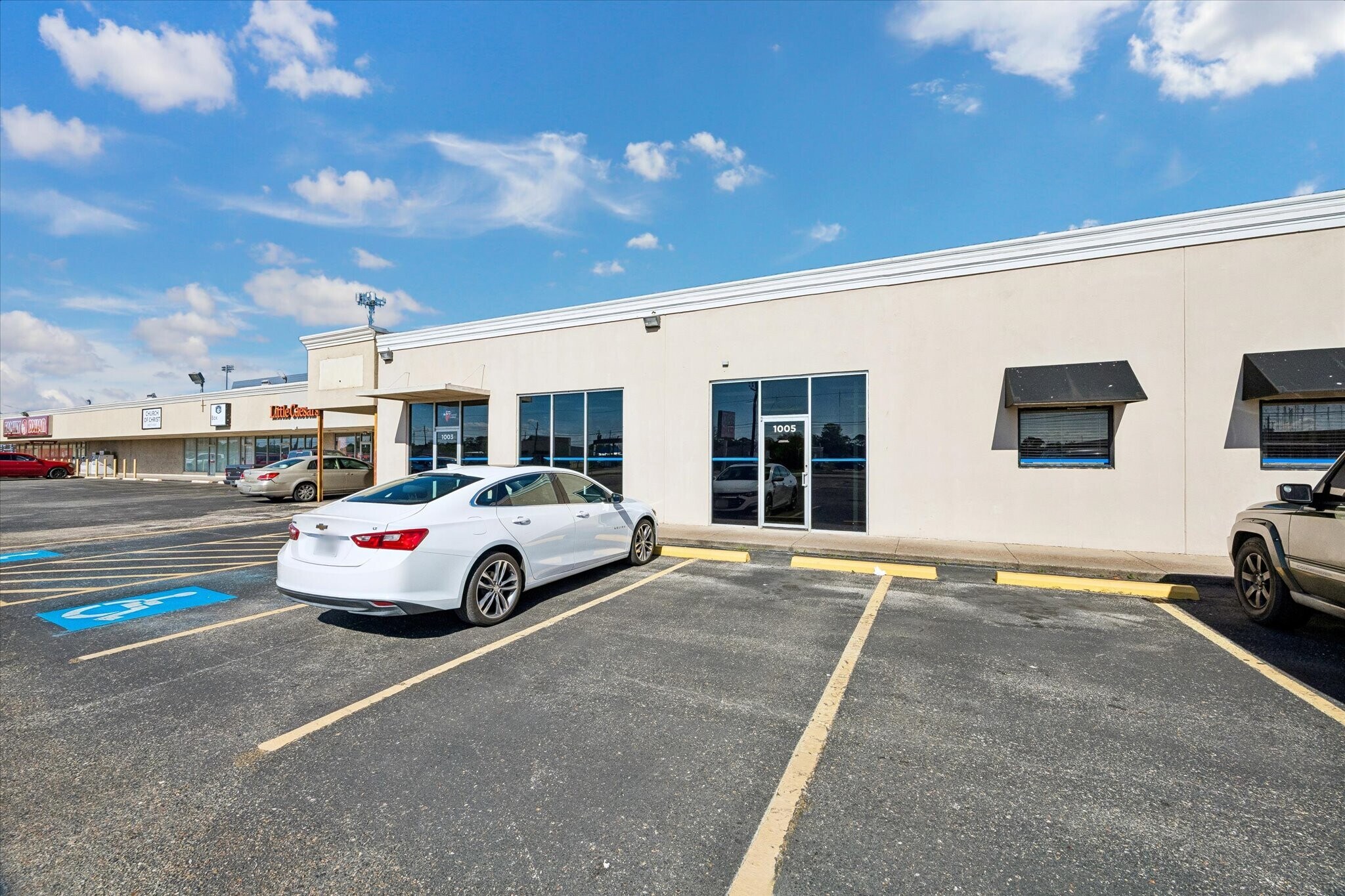1001-1023 S Broadway St, La Porte, TX for Rent