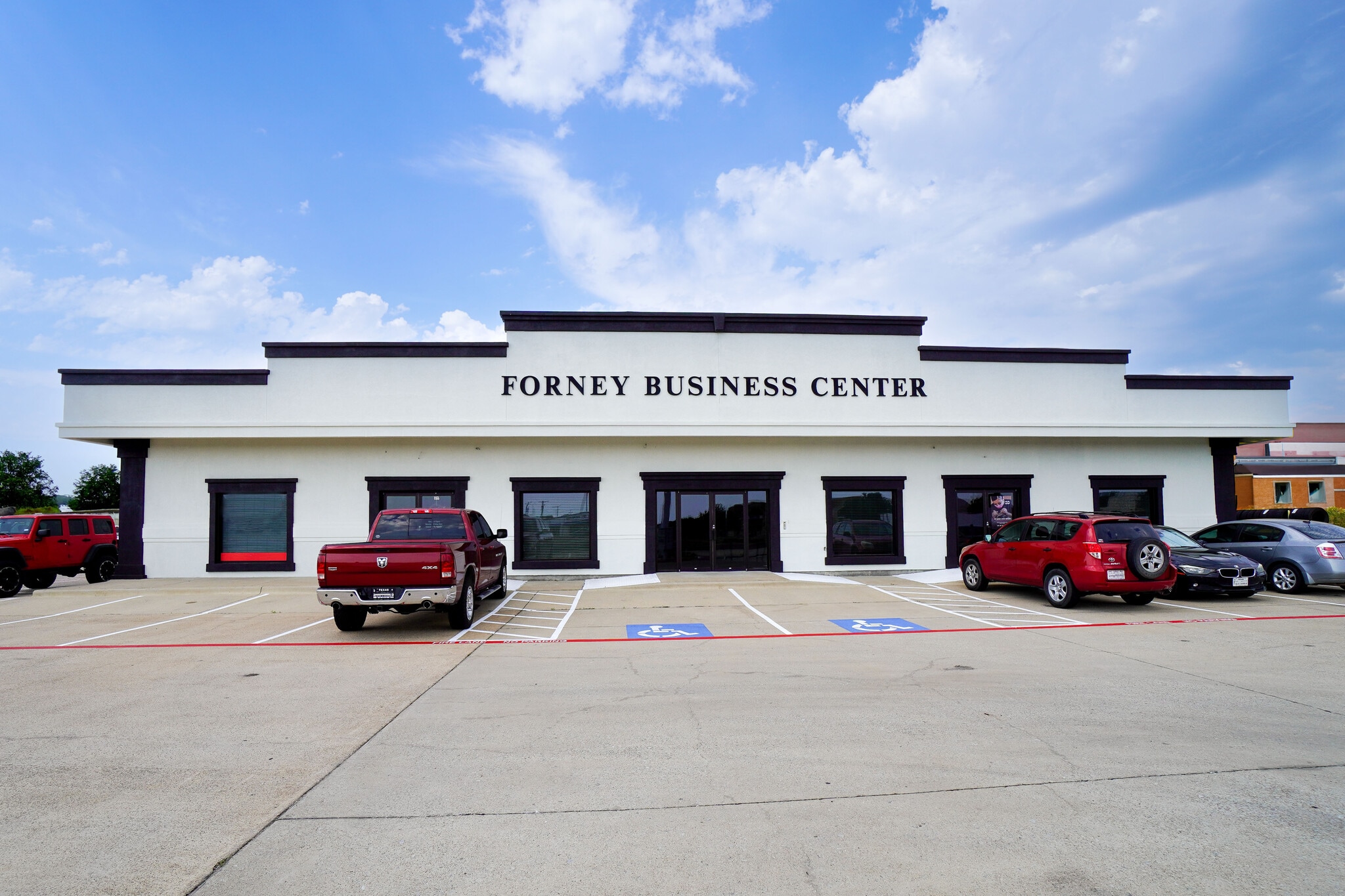 205 E US Hwy 80, Forney, TX for Rent