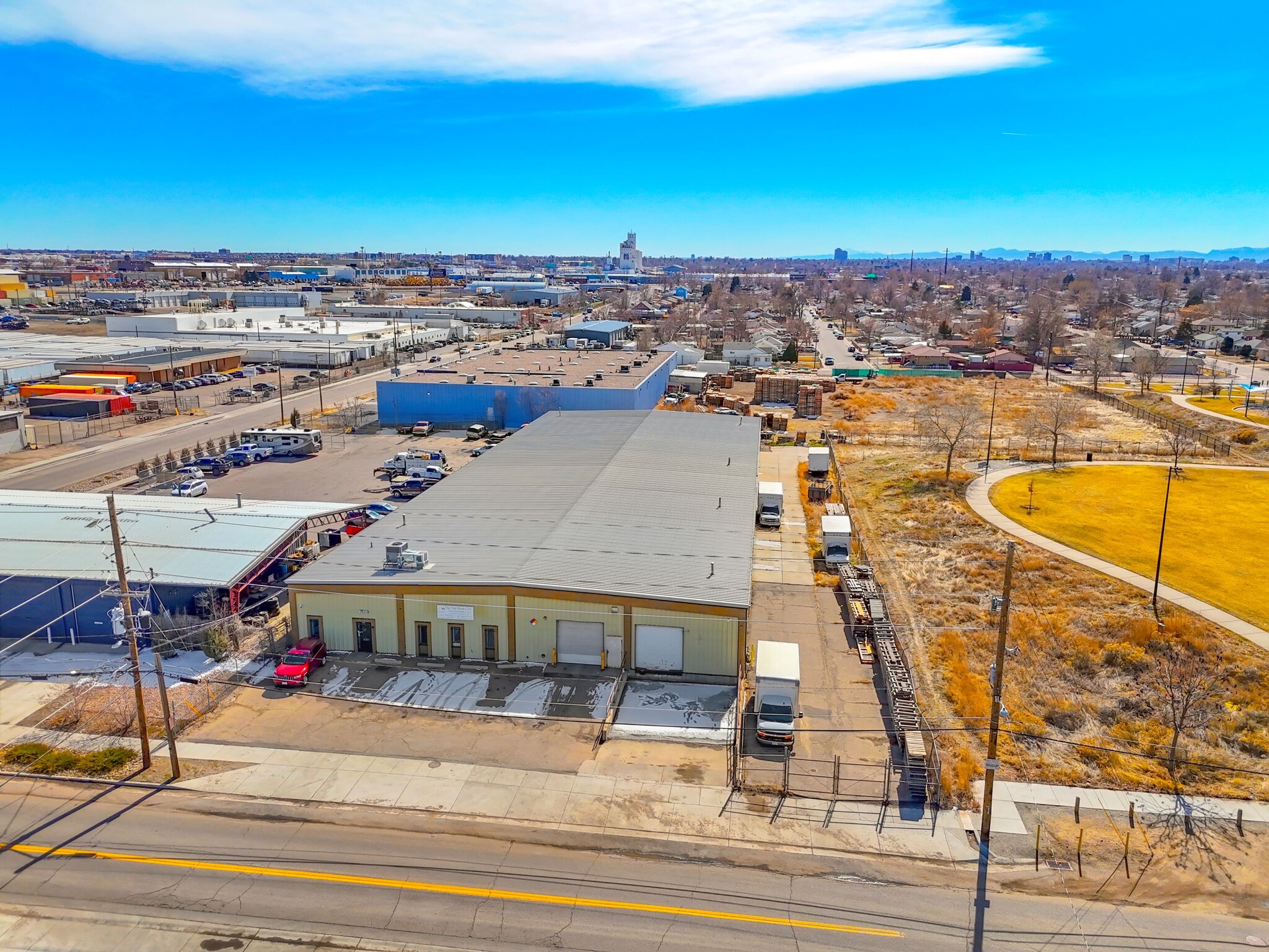 3220 E 52nd Ave, Denver, CO for Sale