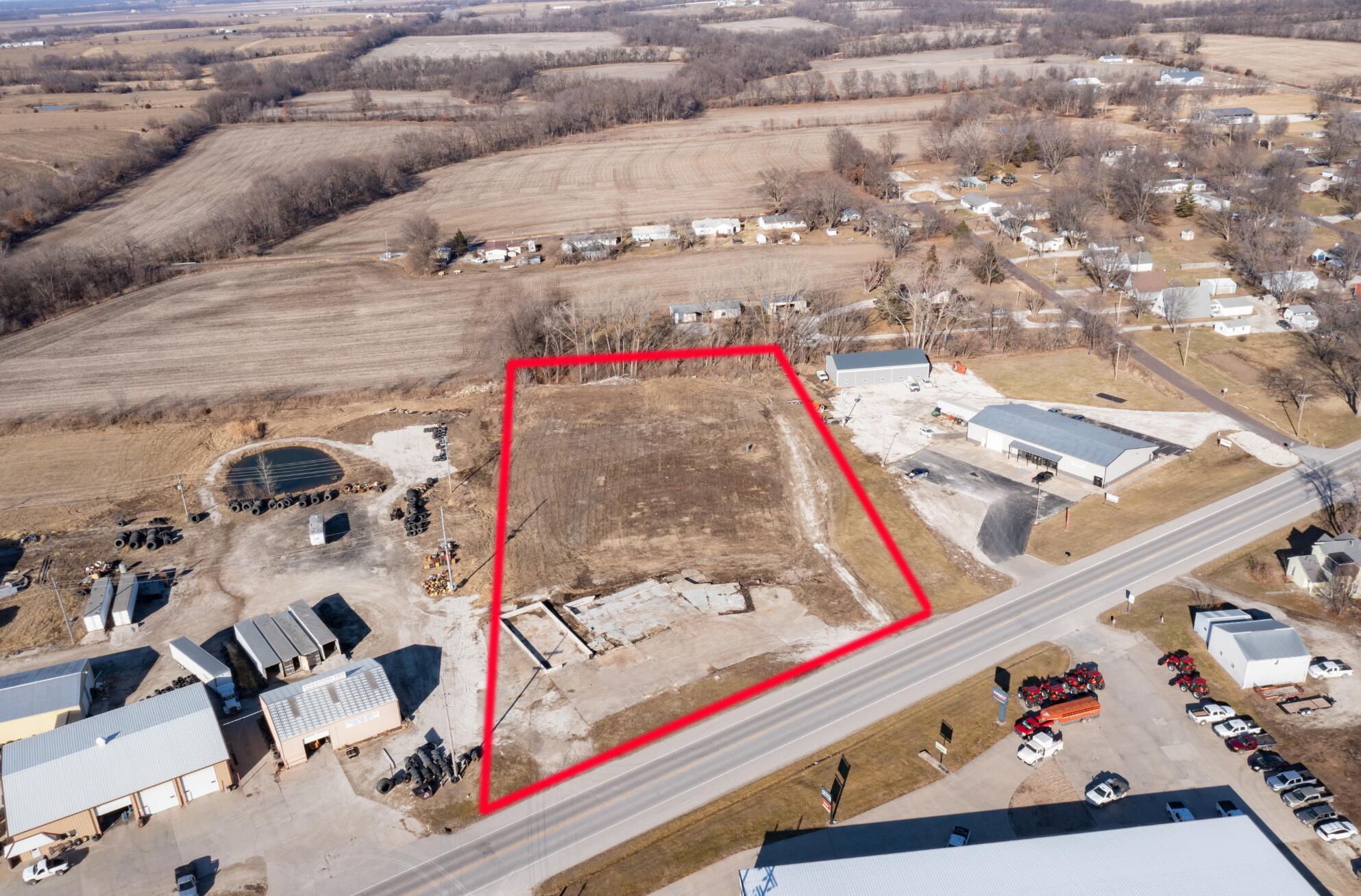 116 US Highway 24, Salisbury, MO for Sale