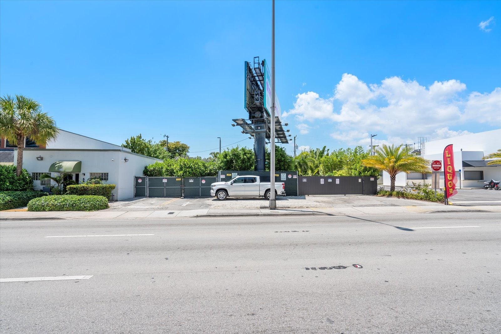 626 NE 167th St, Miami, FL for Sale