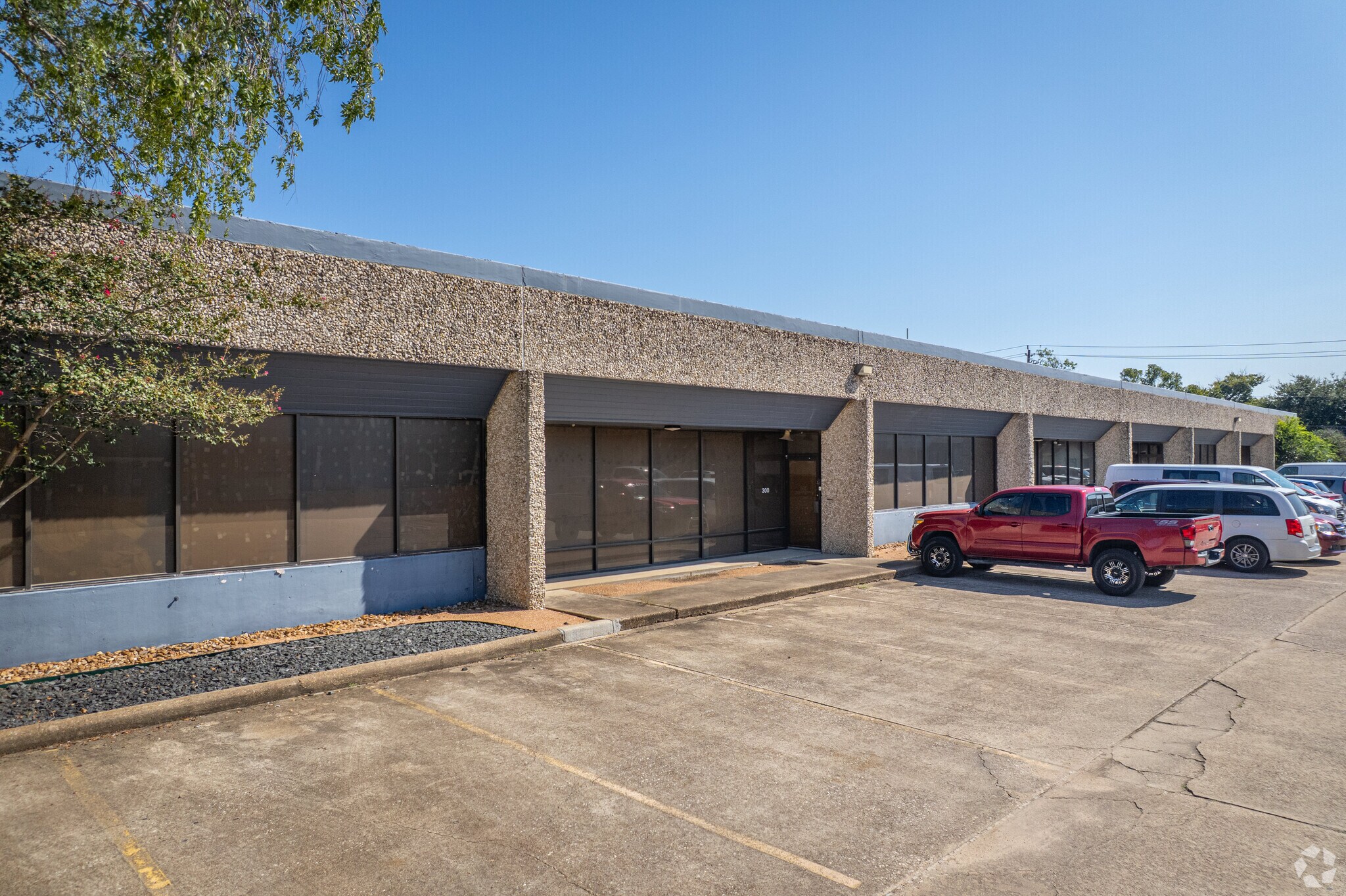 9434 Katy Fwy, Houston, TX for Rent