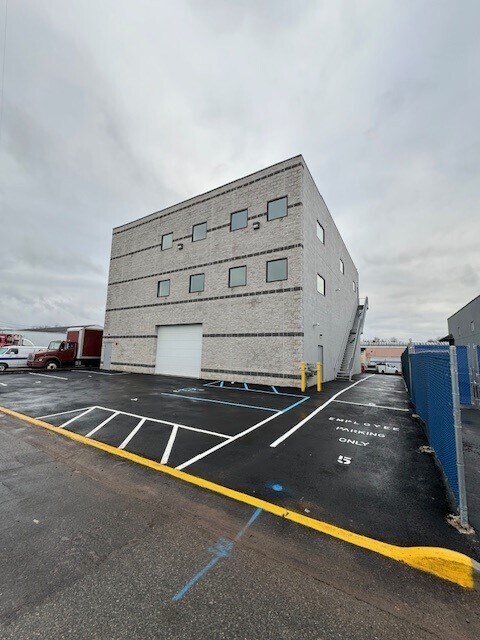 20 Somerset Pl, Clifton, NJ for Rent