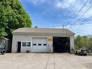 Kittery, ME Storefront Retail/Residential - 432 US Route 1