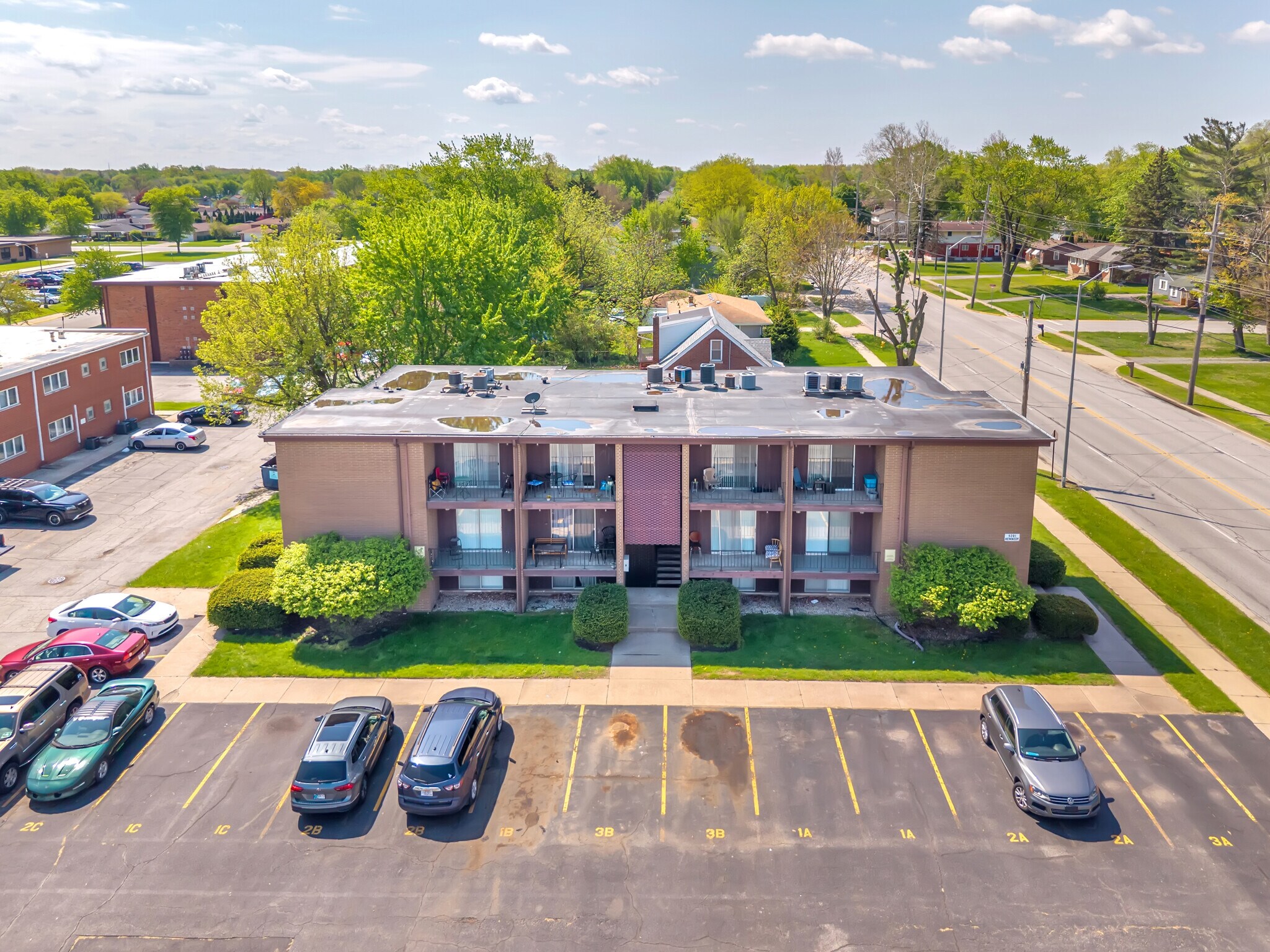 9201 Kennedy Ave, Highland, IN for Sale