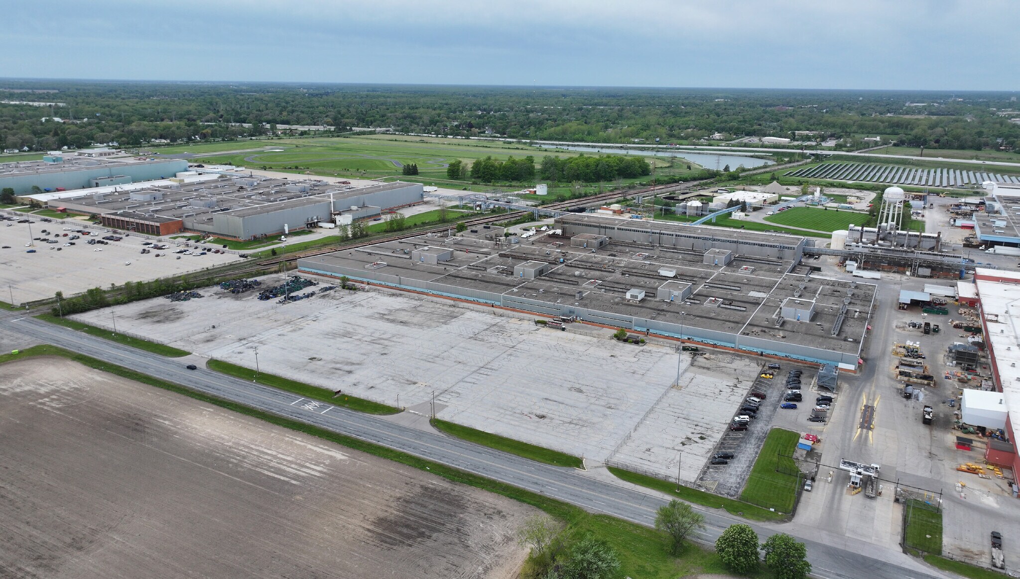 3900 Holland rd, Saginaw, MI for Sale