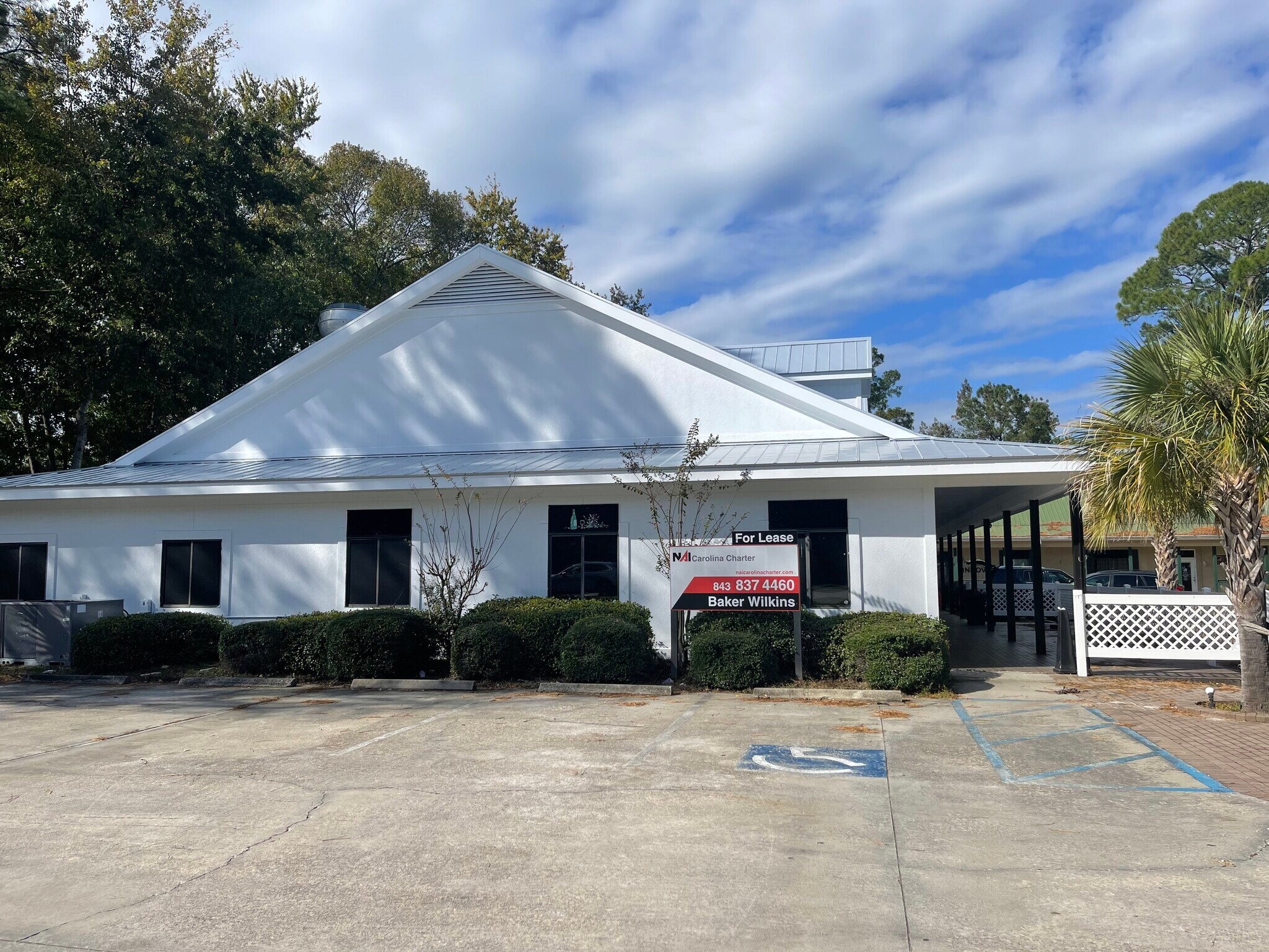 5 Godfrey Pl Bluffton, SC 29910 Retail Property for Lease on