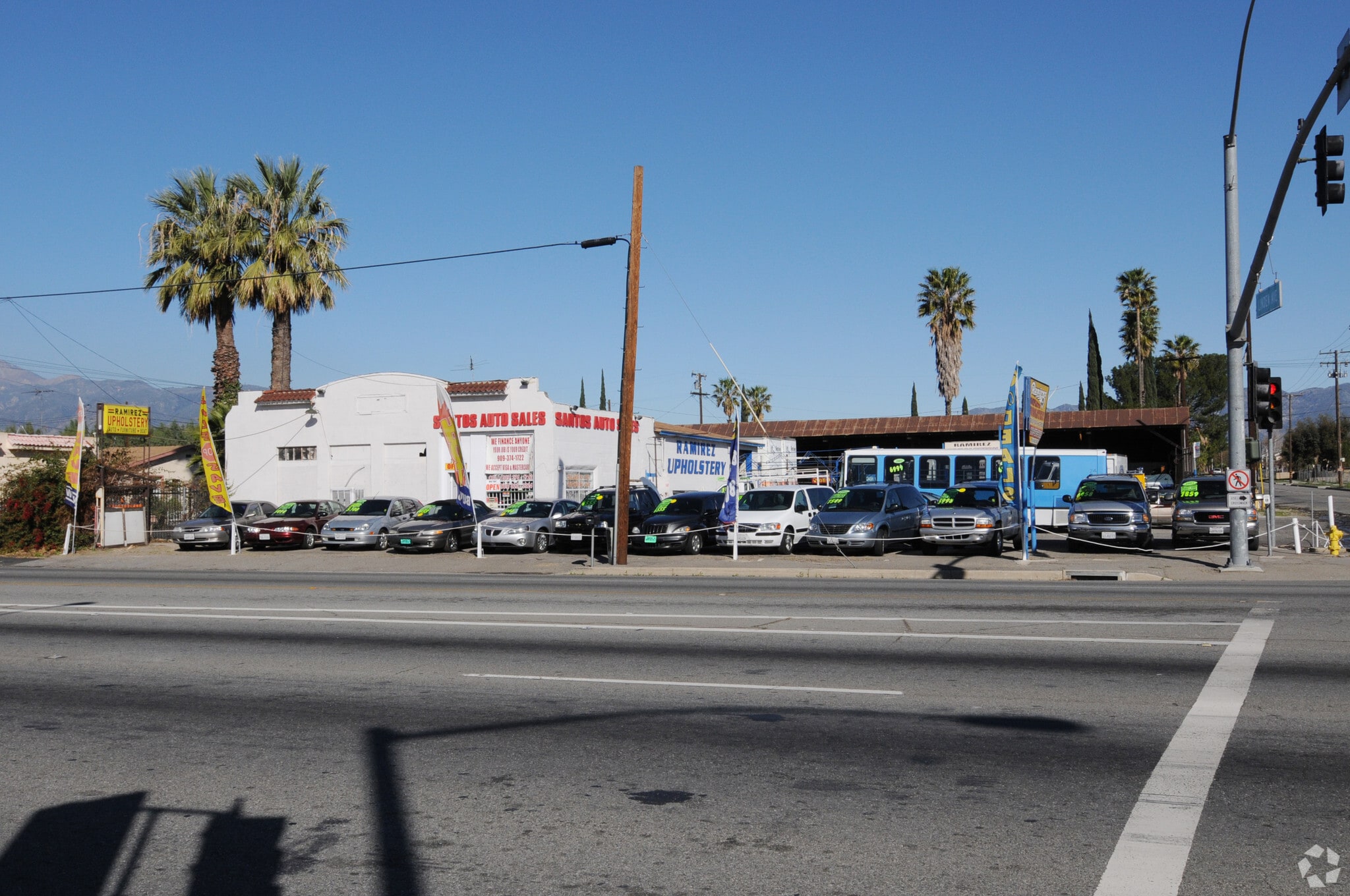 1516 W Foothill Blvd, Rialto, CA for Rent