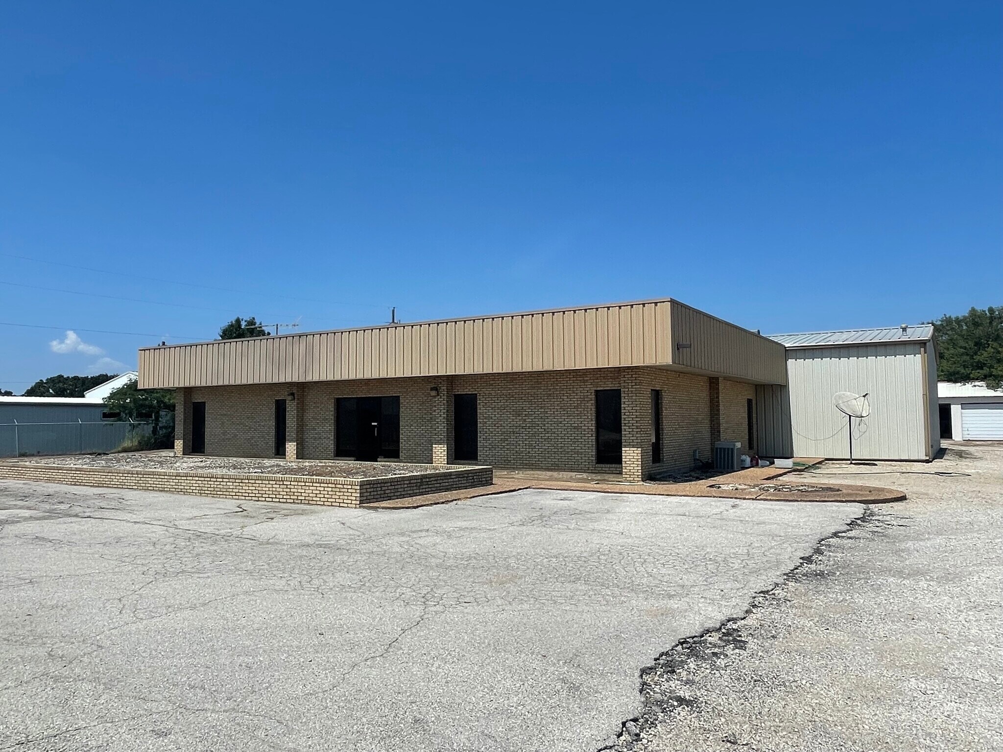 1315 Caddo St, Cleveland, OK for Sale